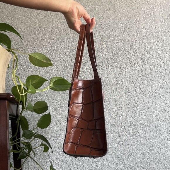 Brown Dooney & Bourke Cognac Leather Janine Satchel Bag Purse Brown Denison - Picture 3 of 8